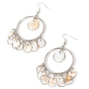 Paparazzi Cabana Charm - White